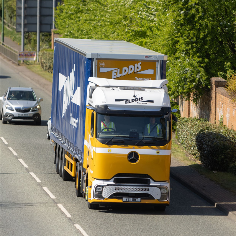 Elddis goes flat out for North East’s first Mercedes-Benz Actros L ProCabin