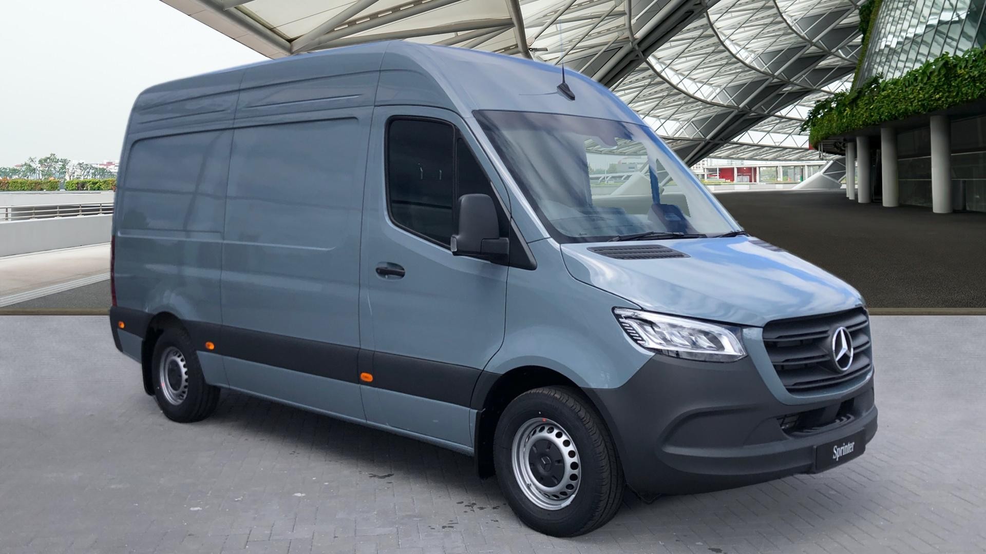 Brand New Mercedes-Benz Sprinter 315CDI Select Medium Van 