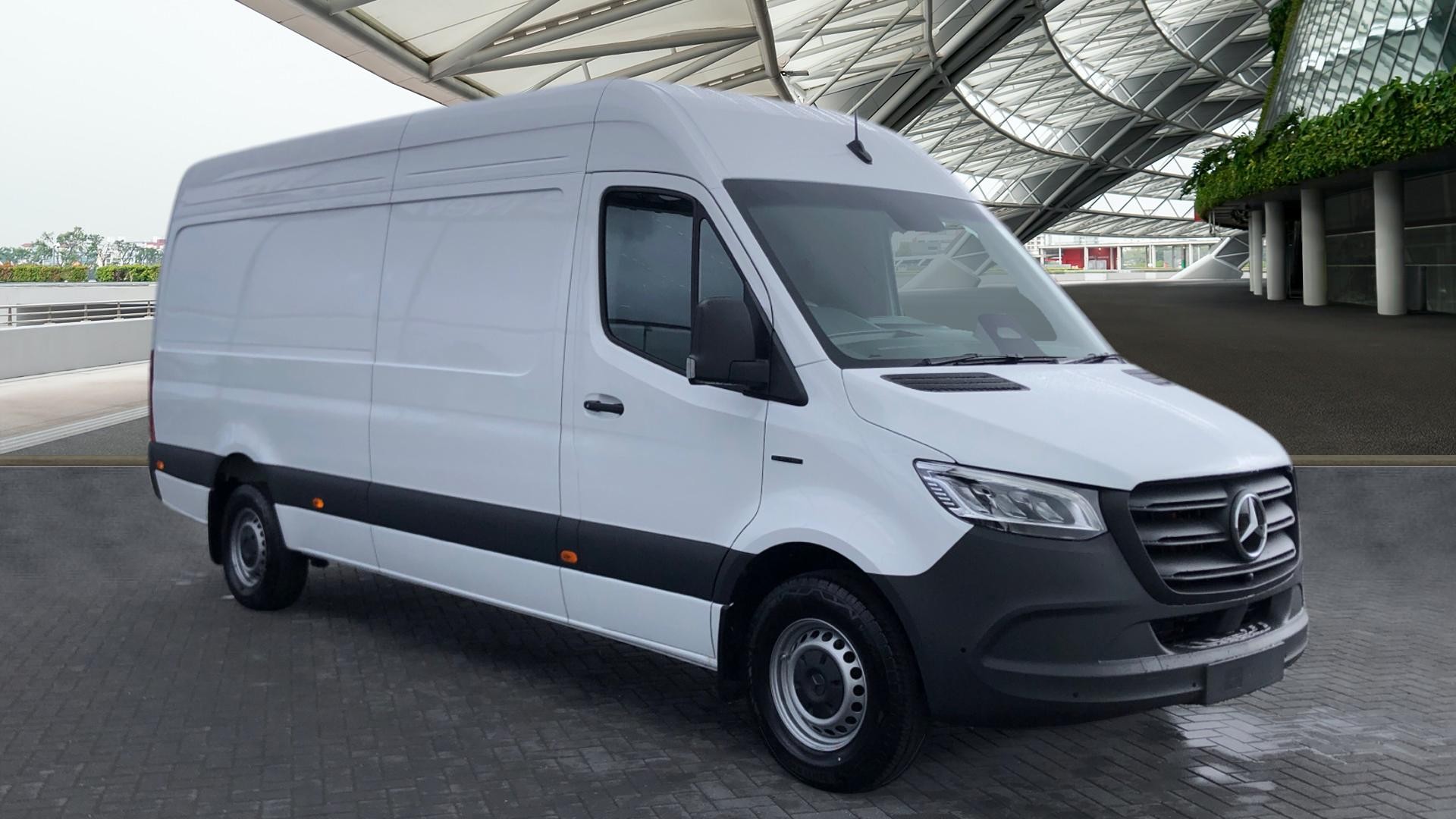 Brand New Mercedes-Benz 113kWh eSprinter 420 Select Van