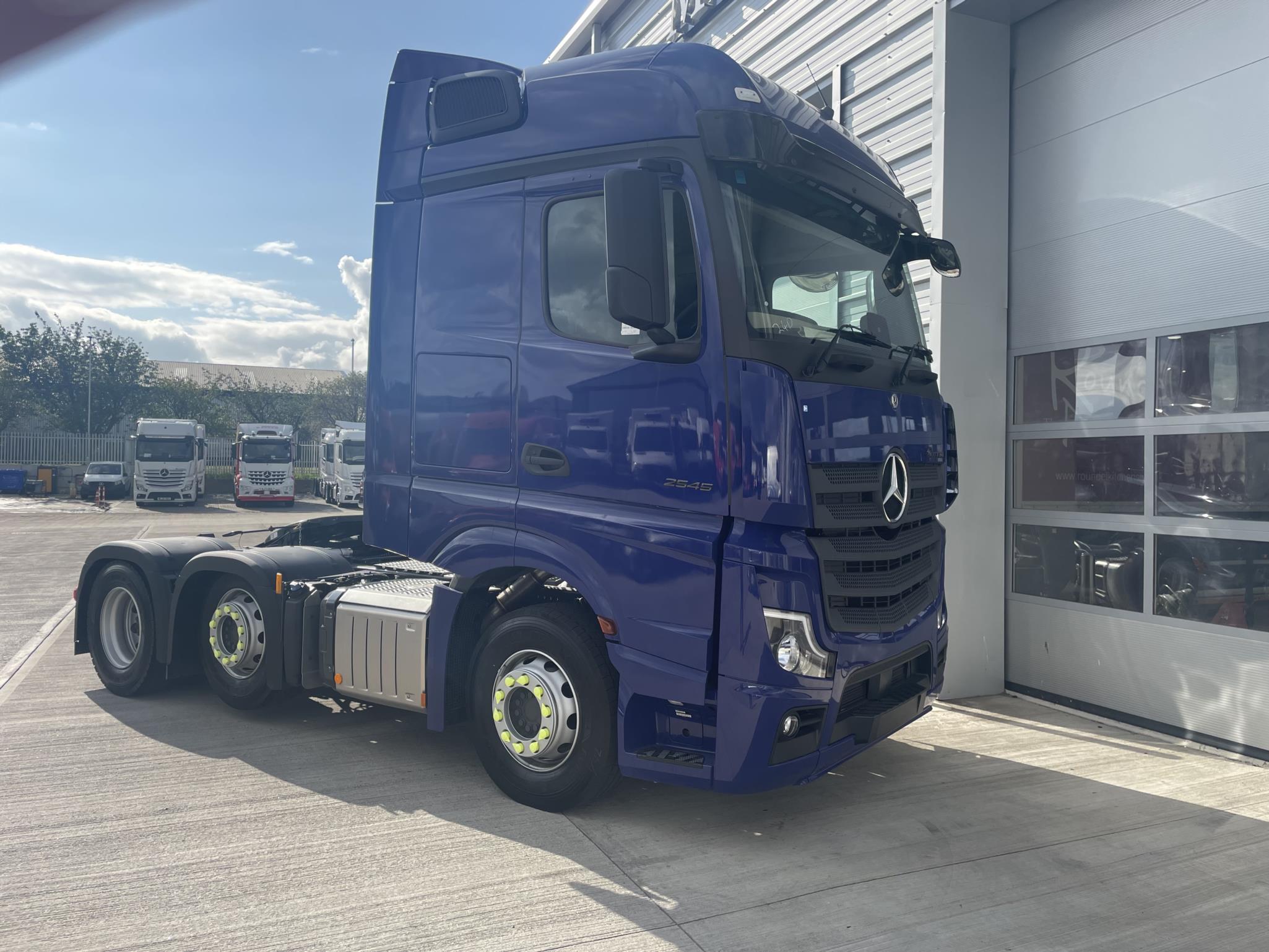 Mercedes-Benz Actros 2545LS 