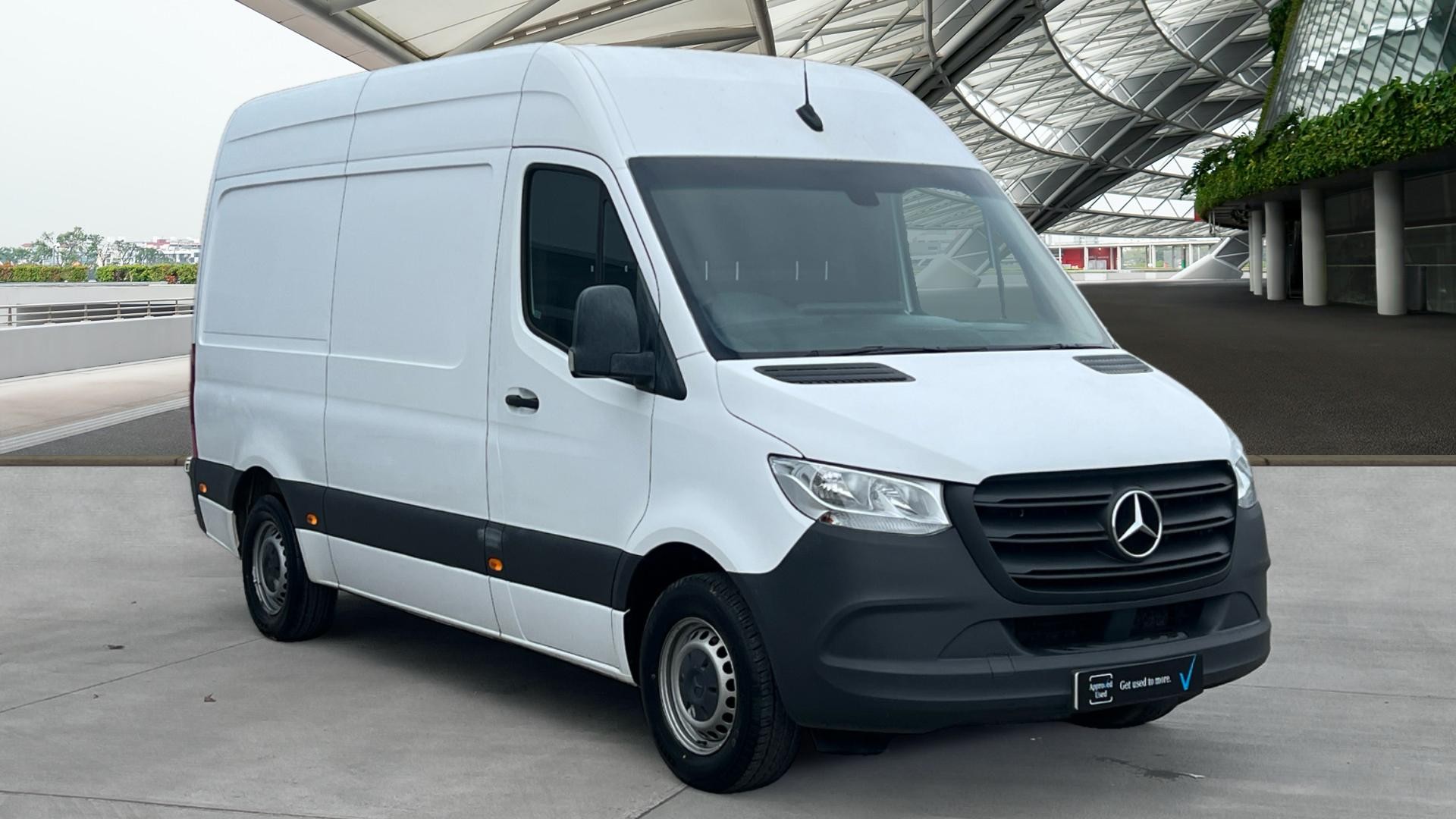 Mercedes-Benz Sprinter 315CDI Progressive Medium Van 